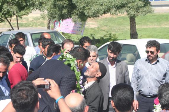 مراسم استقبال از داريوش ولي نيا قهرمان پرتاب ديسك دارنده مدال طلاي جهاني