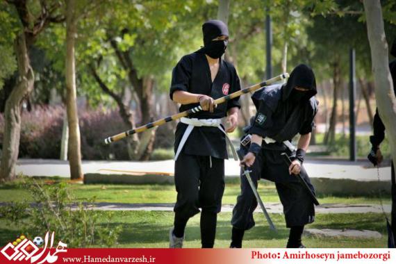 اجرای تمرینات نینجتسو در بوستان ارم همدان