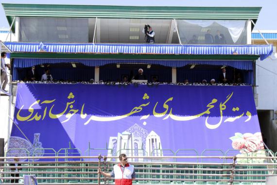 استقبال ورزشکاران همدانی از کاروان تدبیر و امید