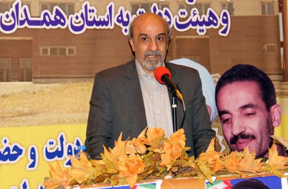 گزارش تصویری / افتتاحیه سالن چند منظوره ورزشی بانوان نهاوند بدست وزیر ورزش و جوانان
