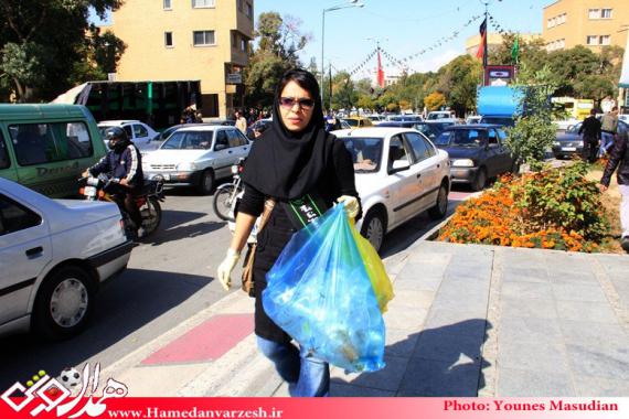 جمع آوری ظروف پلاستیکی در روز تاسوعای حسینی(ع) از سطح شهرها در سراسر کشور 