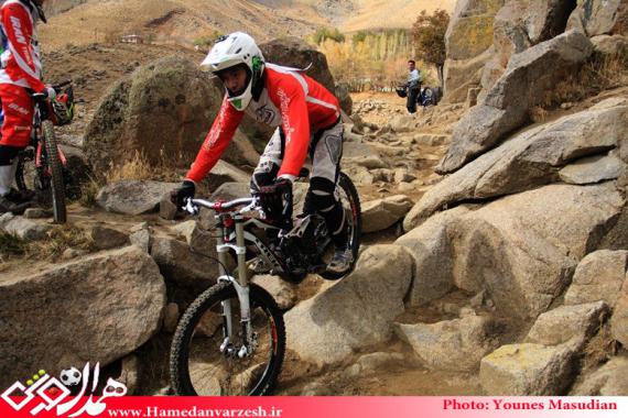 رقابت های دانهیل سواران غرب کشور در کوهستان های الوند