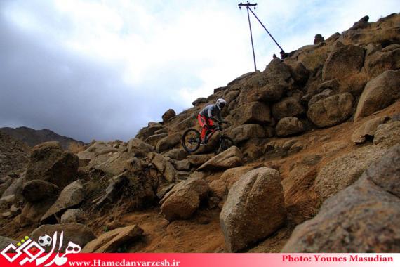 رقابت های دانهیل سواران غرب کشور در کوهستان های الوند