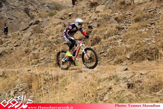 رقابت های دانهیل سواران غرب کشور در کوهستان های الوند