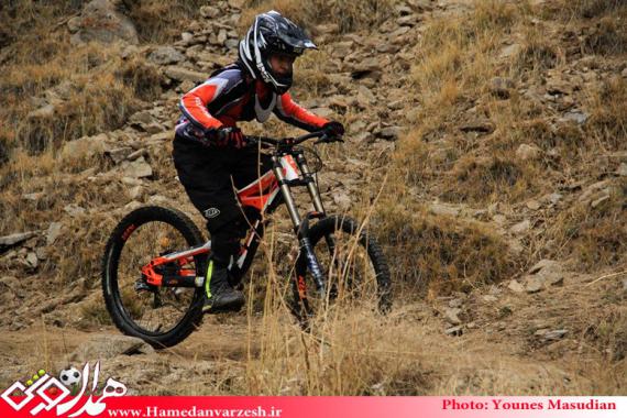 رقابت های دانهیل سواران غرب کشور در کوهستان های الوند