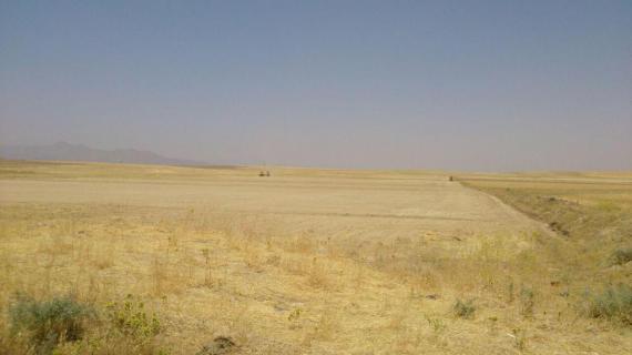 پیشرفت 50 درصدی آماده سازی زمینهای فوتبال محلات در همدان / گزارش تصویری 