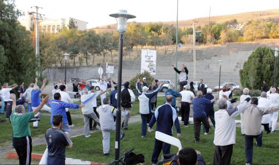 همایش ورزش صبحگاهی بمناسبت روز جهانی سالمند در همدان / گزارش تصویری 