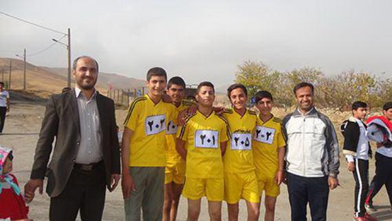 گزارش تصویری از دانش آموزان برتر دو میدانی 