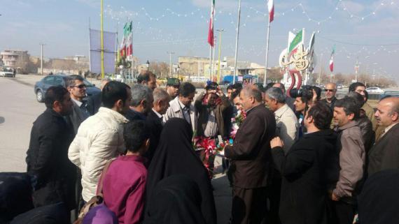 مراسم استقبال از قهرمانان تکواندو در استان همدان / گزار ش تصویری 