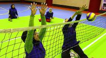 پیشتازی هیات همدان و استقلال ساری در لیگ والیبال نشسته بانوان کشور