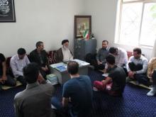 معنویات مثل ورزش تمرین می خواهد/ مسائل معنوی گام به گام حاصل می شود
