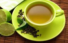 چای سبز برای این افراد ممنوع!