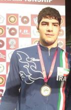 مدال زرین  کشتی گیر آزادکار همدانی در مسابقات کشتی جوانان آسیا 